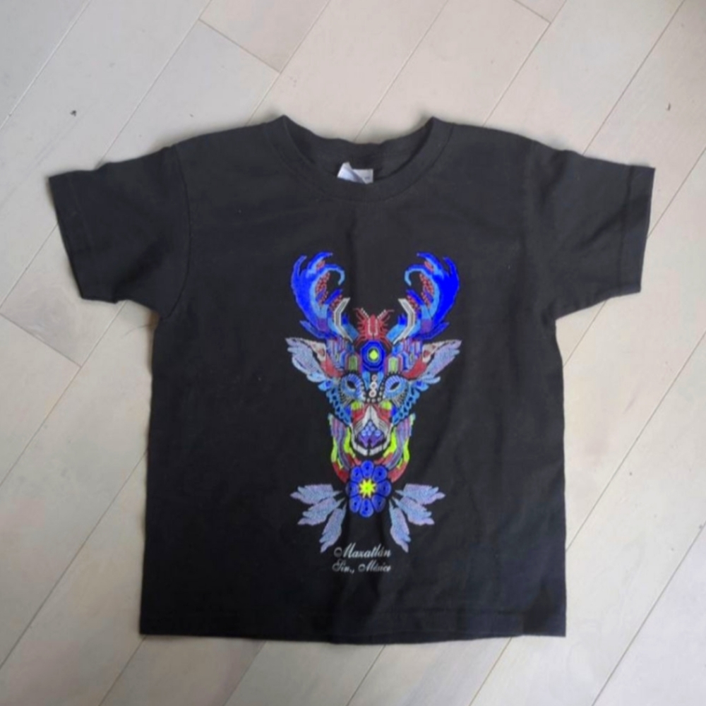 Free With Purchase T-shirt Aztec 4Y